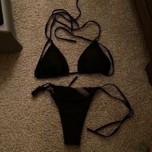 Black romwe skimpy bikini